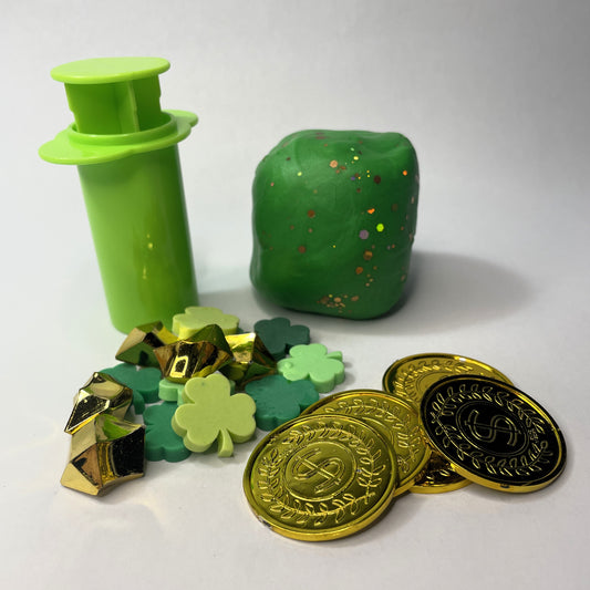 Lucky Little Sensory Jar- Lil' St Patrick's Day